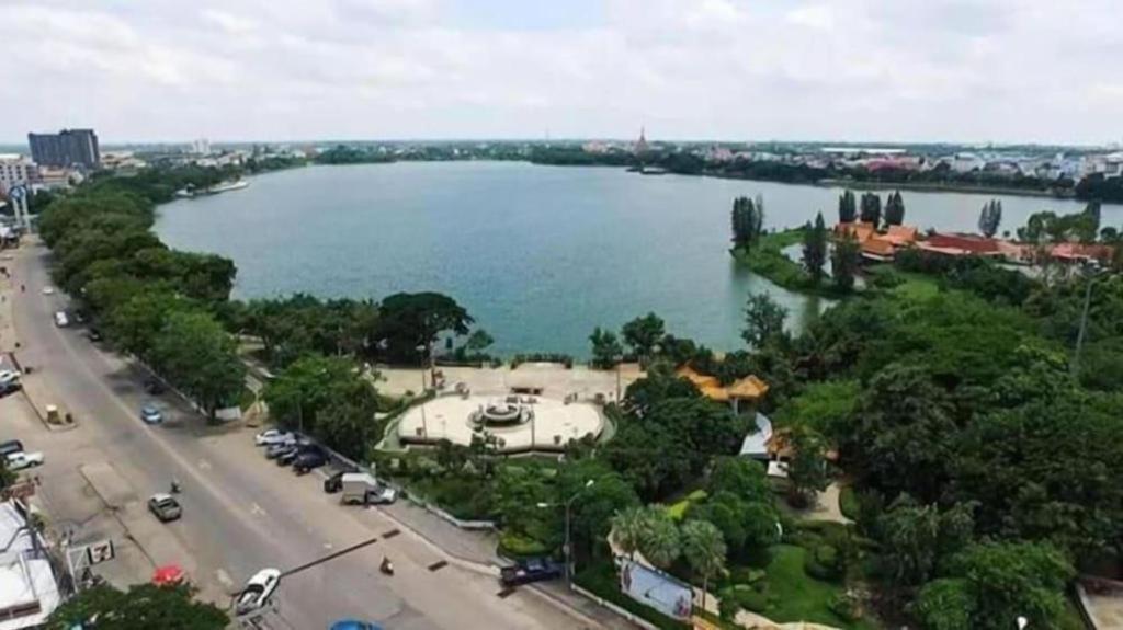 Ingtara Hotel Khon Kaen Esterno foto