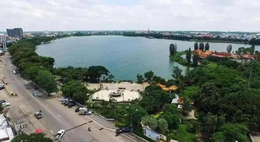 Ingtara Hotel Khon Kaen Esterno foto