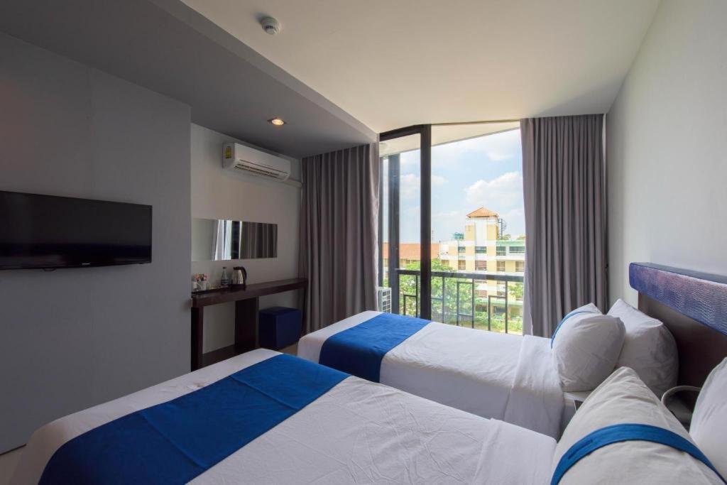Ingtara Hotel Khon Kaen Esterno foto