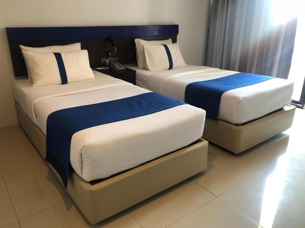 Ingtara Hotel Khon Kaen Esterno foto