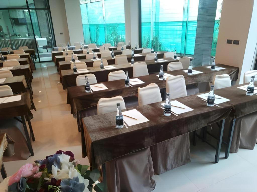 Ingtara Hotel Khon Kaen Esterno foto